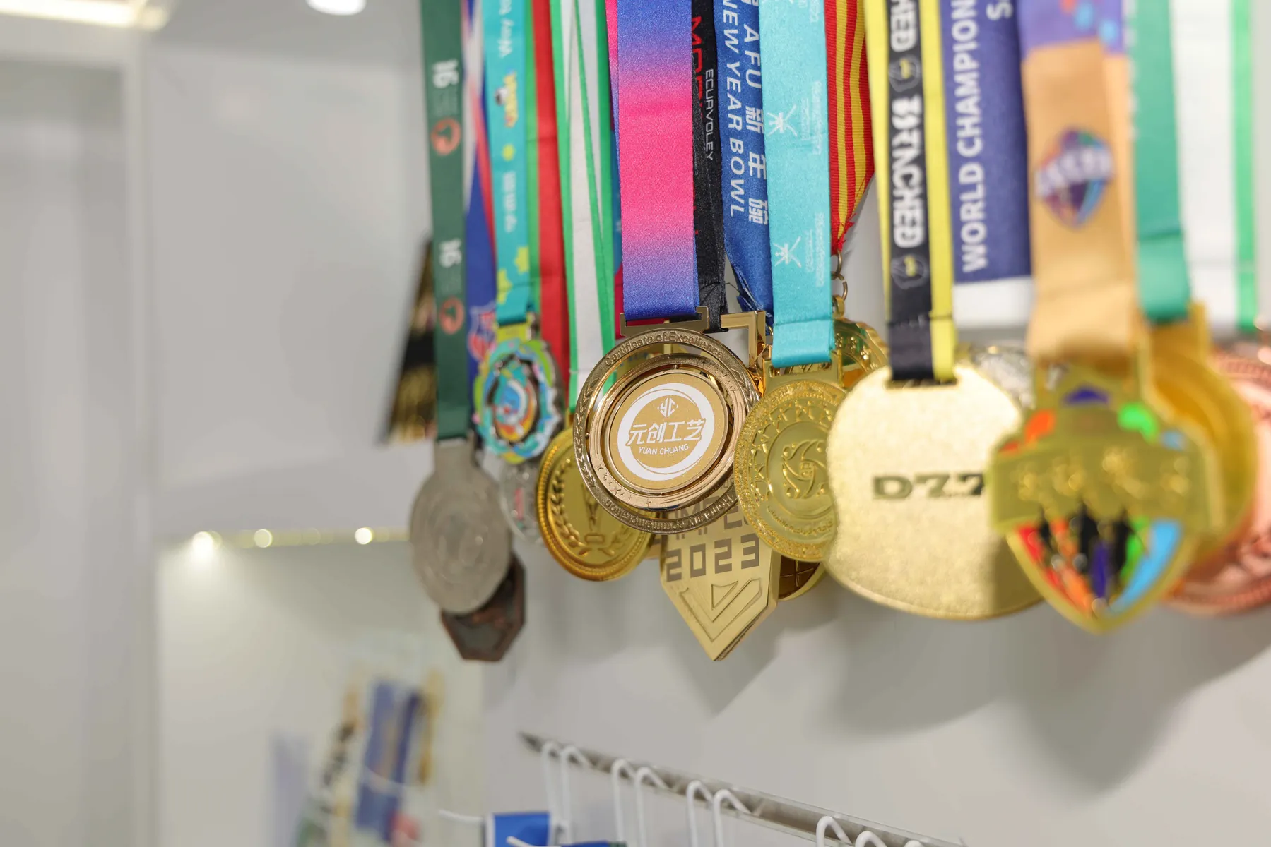 Muestras de monedas y medallas metálicas personalizadas